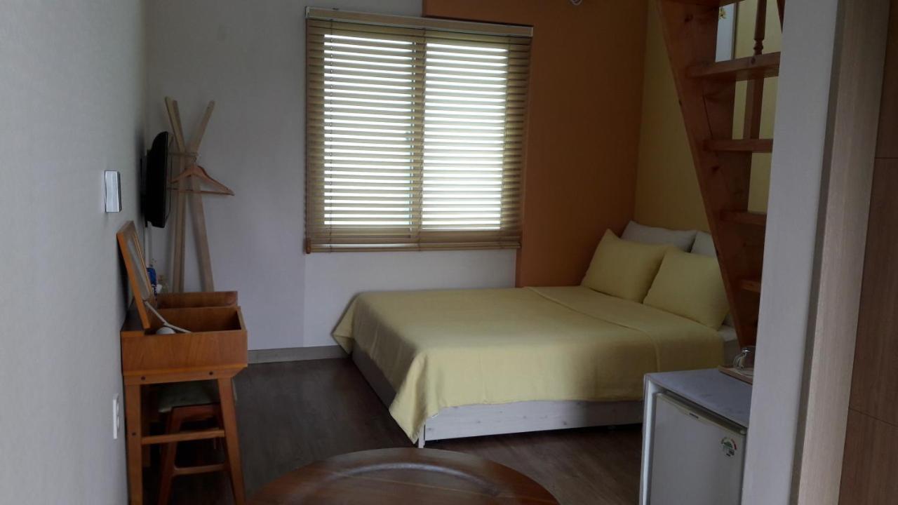 Moon Forest Guesthouse Jeju Exterior foto