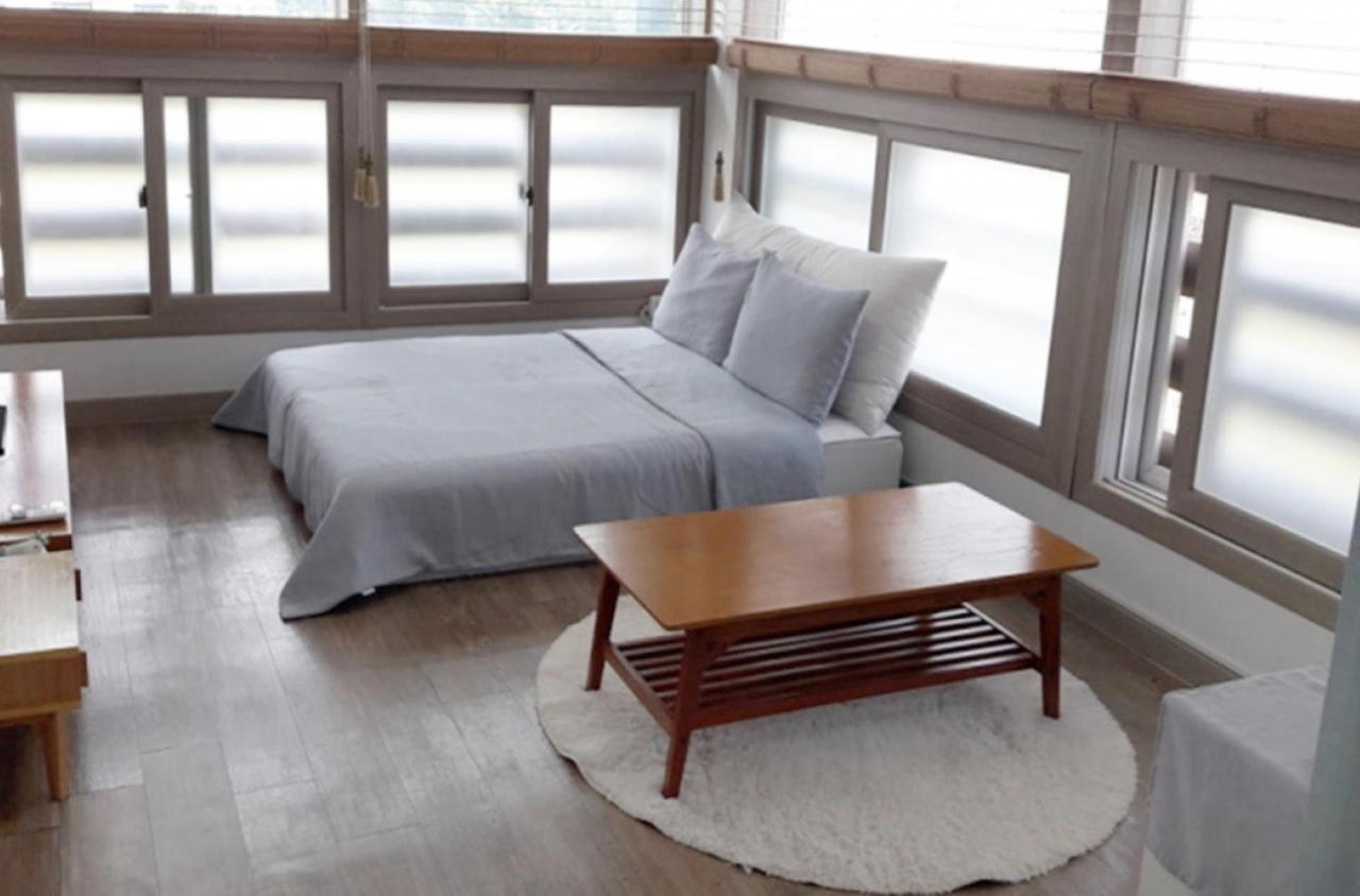 Moon Forest Guesthouse Jeju Exterior foto