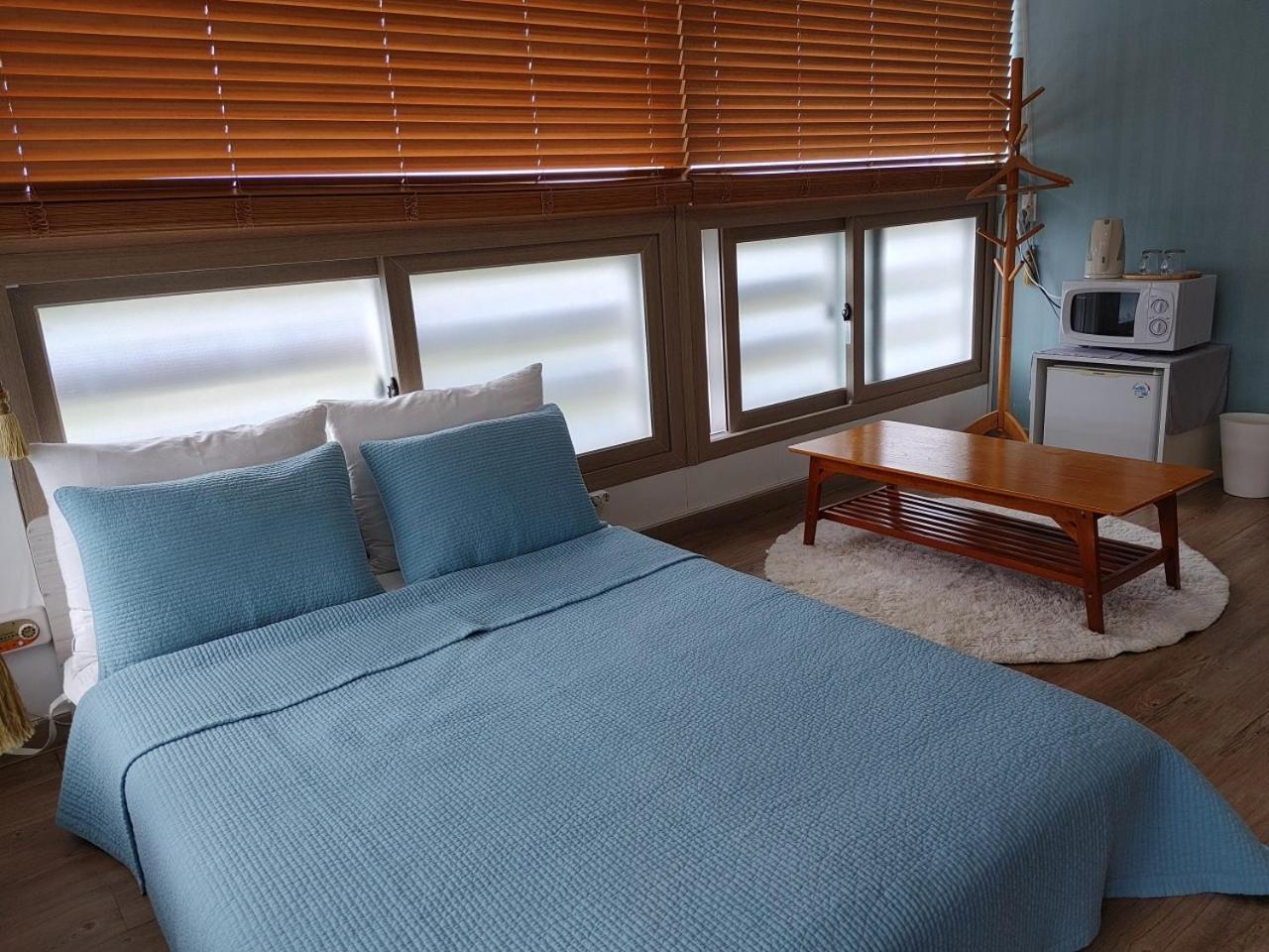 Moon Forest Guesthouse Jeju Exterior foto